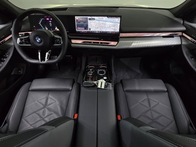 BMW 5 SERIES - 5