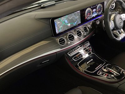 MERCEDES-BENZ E-CLASS AMG - 9