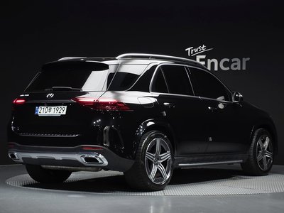 صورة 4 لـ 2023 Mercedes-BENZ GLE
