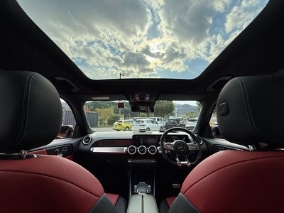 MERCEDES-BENZ GLB AMG - 10