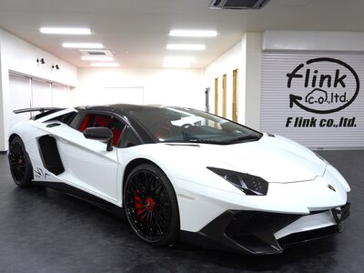 LAMBORGHINI AVENTADOR ROADSTER - 2