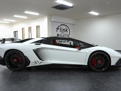 LAMBORGHINI AVENTADOR ROADSTER - 3