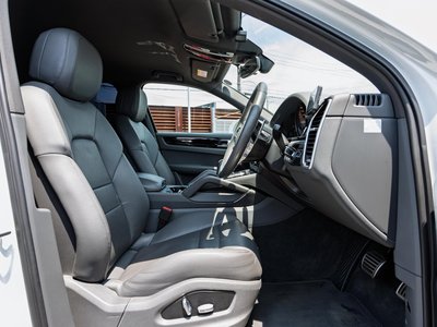 PORSCHE CAYENNE - 7