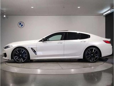 2022 BMW 8 SERIES 照片 6