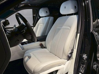 ROLLS-ROYCE CULLINAN - 7