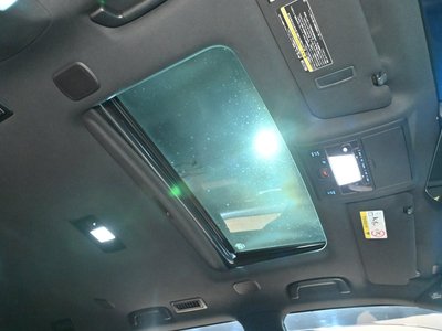 TOYOTA LAND CRUISER 200 - 10