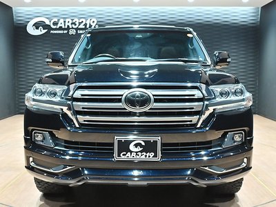 TOYOTA LAND CRUISER 200 - 3