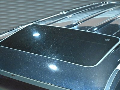 TOYOTA LAND CRUISER 200 - 9