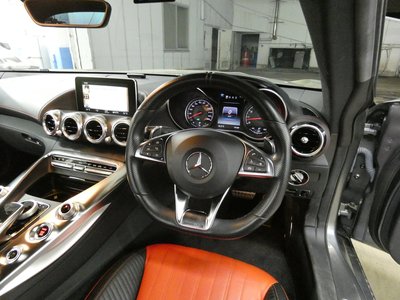 MERCEDES-BENZ AMG GT - 4