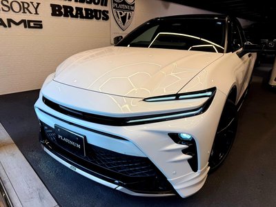 2024 Toyota CROWN SPORT photo 1