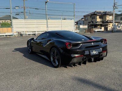 FERRARI 488 - 5