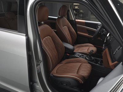 MINI COUNTRYMAN - 10