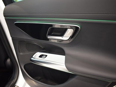 2025 Mercedes-BENZ E-CLASS 缩略图 16