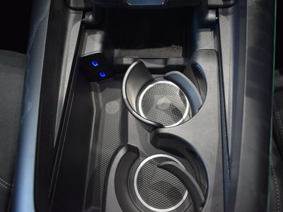 2025 Mercedes-BENZ E-CLASS 缩略图 13