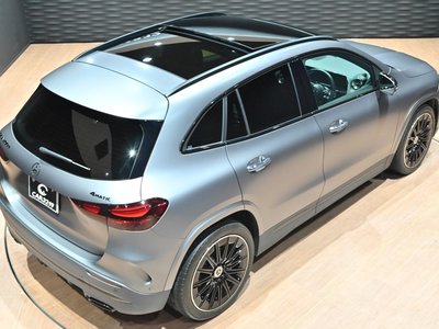 MERCEDES-BENZ GLA - 9