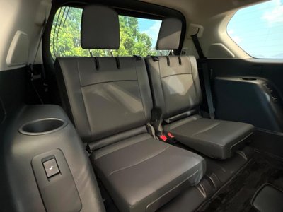 TOYOTA LAND CRUISER PRADO - 10
