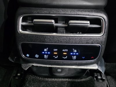 صورة مصغرة 24 لـ 2025 Genesis GV70