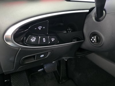 صورة مصغرة 31 لـ 2025 Genesis GV70