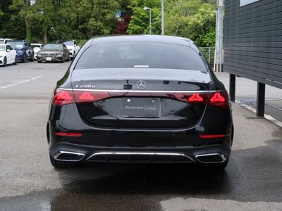 MERCEDES-BENZ E-CLASS - 7