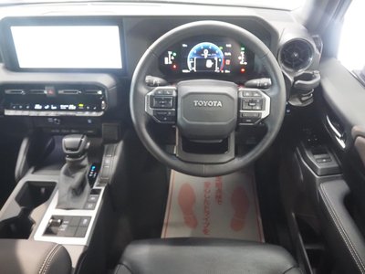 TOYOTA LAND CRUISER 250 - 10