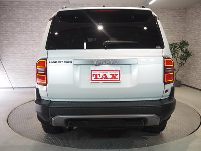 TOYOTA LAND CRUISER 250 - 7