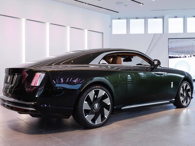 ROLLS ROYCE SPECTRE 2024 thumbnail 8