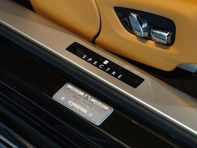 ROLLS ROYCE SPECTRE 2024 thumbnail 15