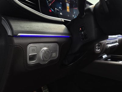 2022 Mercedes-BENZ GLS thumbnail 32