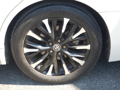TOYOTA VELLFIRE - 8