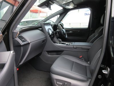 2025 Toyota ALPHARD thumbnail 43