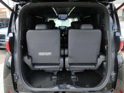 2025 Toyota ALPHARD thumbnail 25