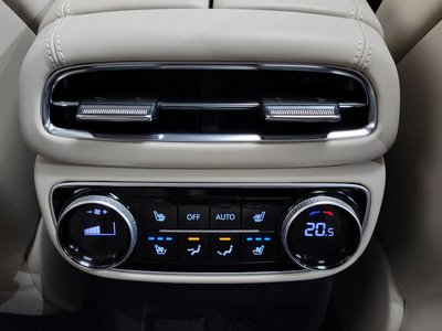 صورة مصغرة 32 لـ 2021 Genesis GV80