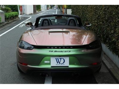 PORSCHE 718 BOXSTER - 7