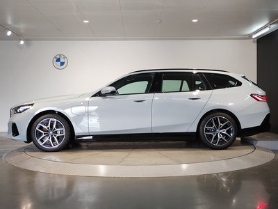 BMW I5 TOURING - 9