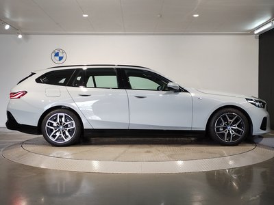 BMW I5 TOURING - 8
