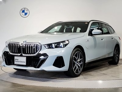 BMW I5 TOURING - 1