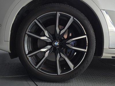 BMW X7 - 8
