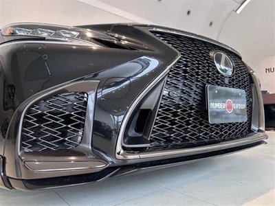 LEXUS LS - 7