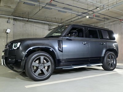 LAND ROVER DEFENDER - 9