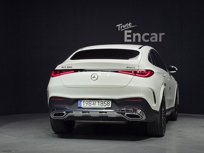 2024 Mercedes-BENZ GLC photo 4