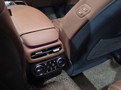 2022 Genesis GV70 缩略图 34