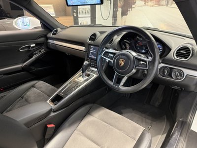 2018 Porsche 718 — фото 10
