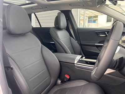 2025 MERCEDES-BENZ C-CLASS — миниатюра 19