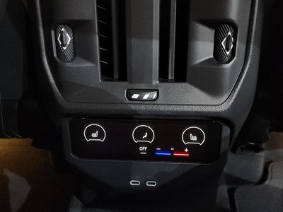 صورة مصغرة 32 لـ 2025 BMW X3