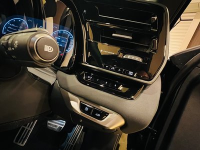 2025 Lexus RX — миниатюра 36
