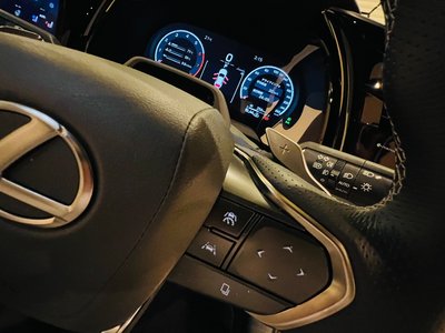 2025 Lexus RX — миниатюра 37