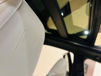 2025 Lexus RX — миниатюра 30