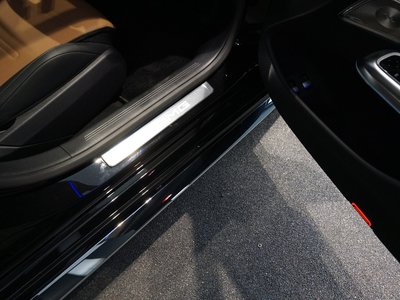 2025 Mercedes-BENZ E-CLASS AMG 缩略图 34