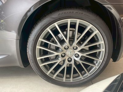 2011 Aston Martin V8 thumbnail 10