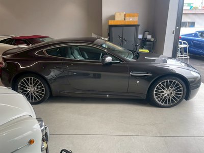 2011 Aston Martin V8 thumbnail 5